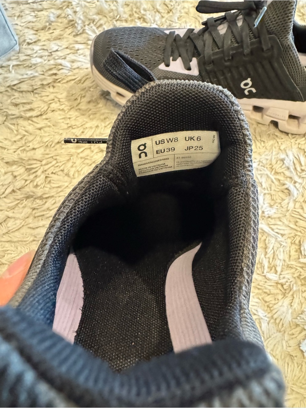 On Running Women's Gray and Light Purple Athletic Sneakers - Picture 4 of 4
